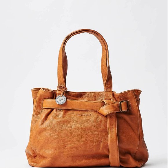 SOLD NWT Wanderers Travel Co. Madrid Handgag with Bellagio Card Wallet Included - Picture 14 of 15